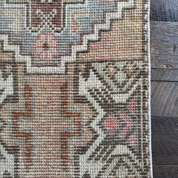 Vintage Rug No. 139