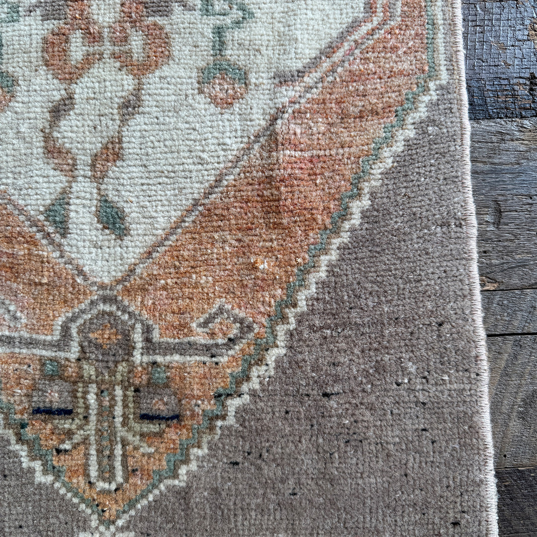 Vintage Rug No. 142