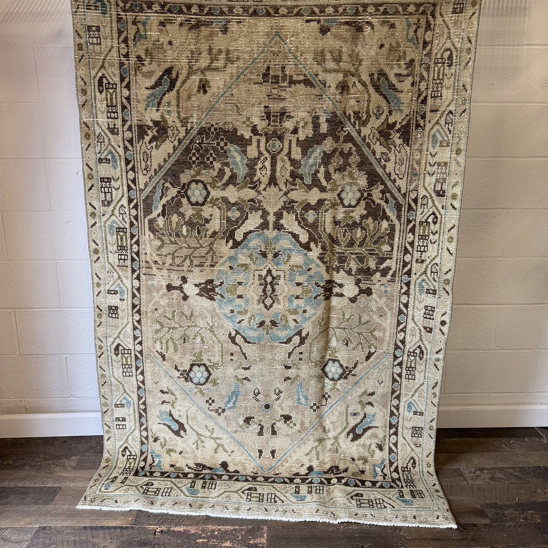 Vintage Rug No. 172