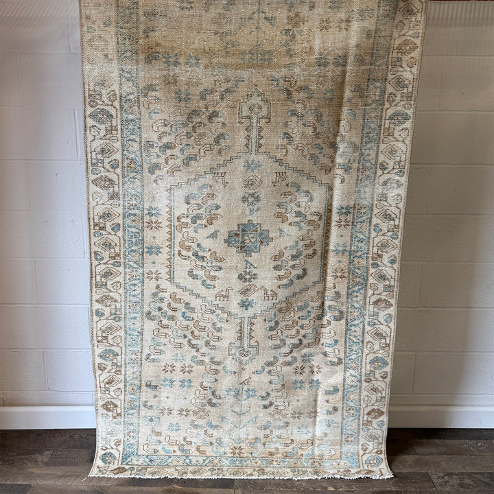 Vintage Rug No. 173