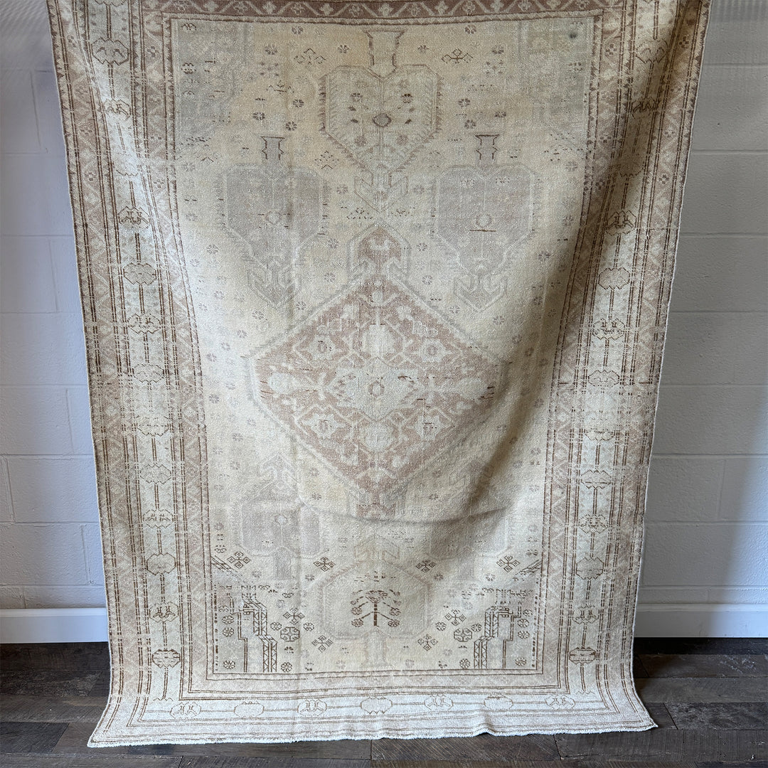 Vintage Rug No. 174