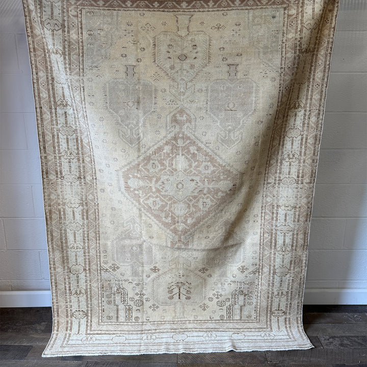 Vintage Rug No. 174