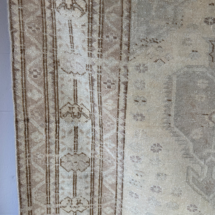 Vintage Rug No. 174