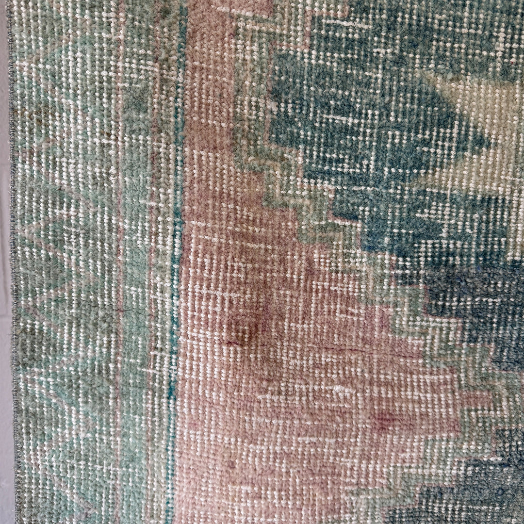 Vintage Rug No. 180