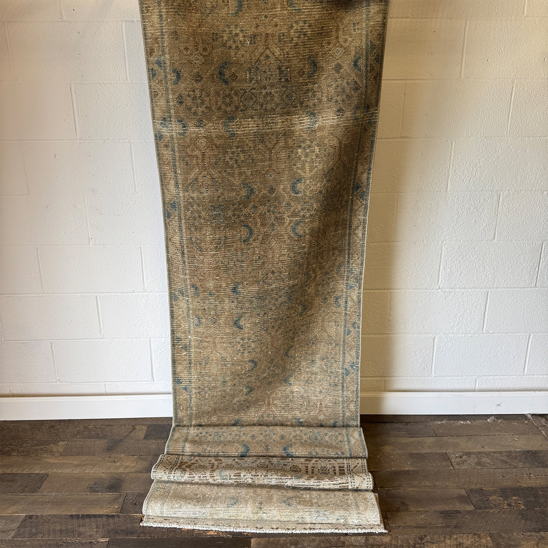 Vintage Rug No. 168