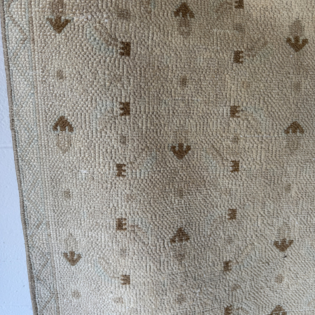 Vintage Rug No. 170