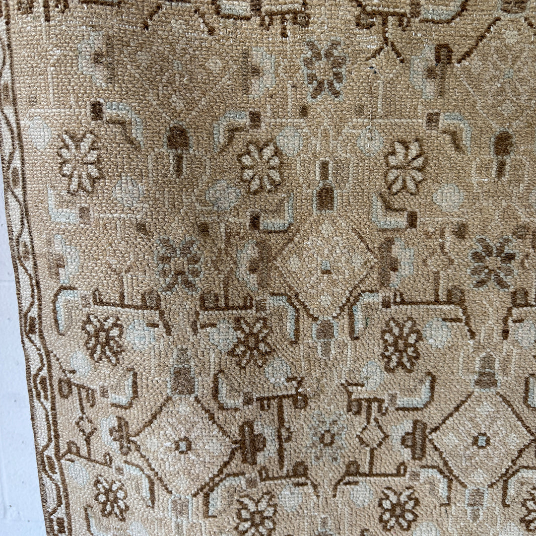 Vintage Rug No. 184