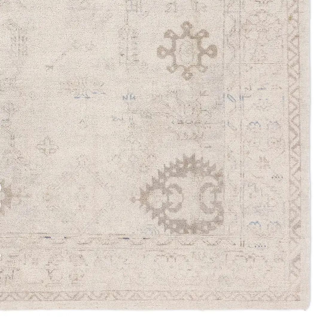 Cassien Rug