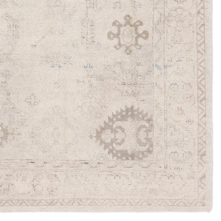 Cassien Rug