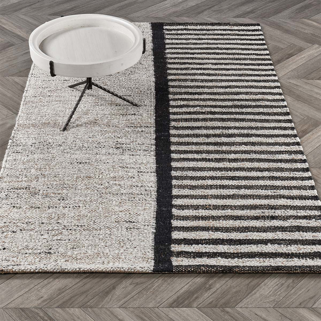 Thara Rug
