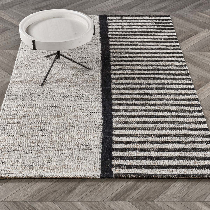 Thara Rug