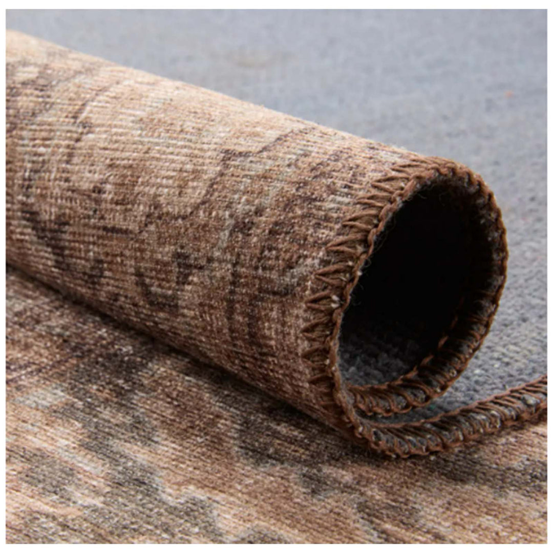 Yunai Rug