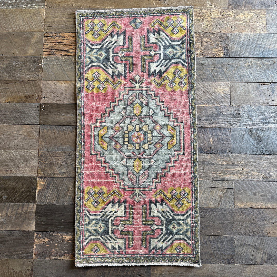 Vintage Rug No. 40