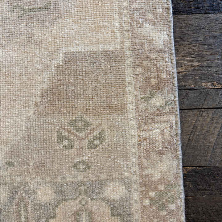 Vintage Rug No. 50