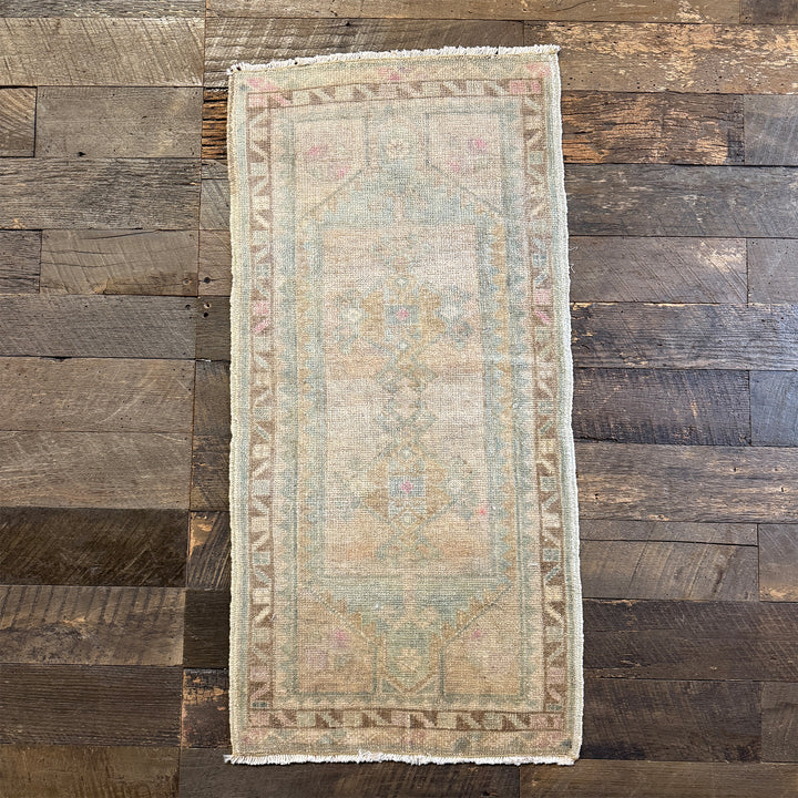 Vintage Rug No. 61
