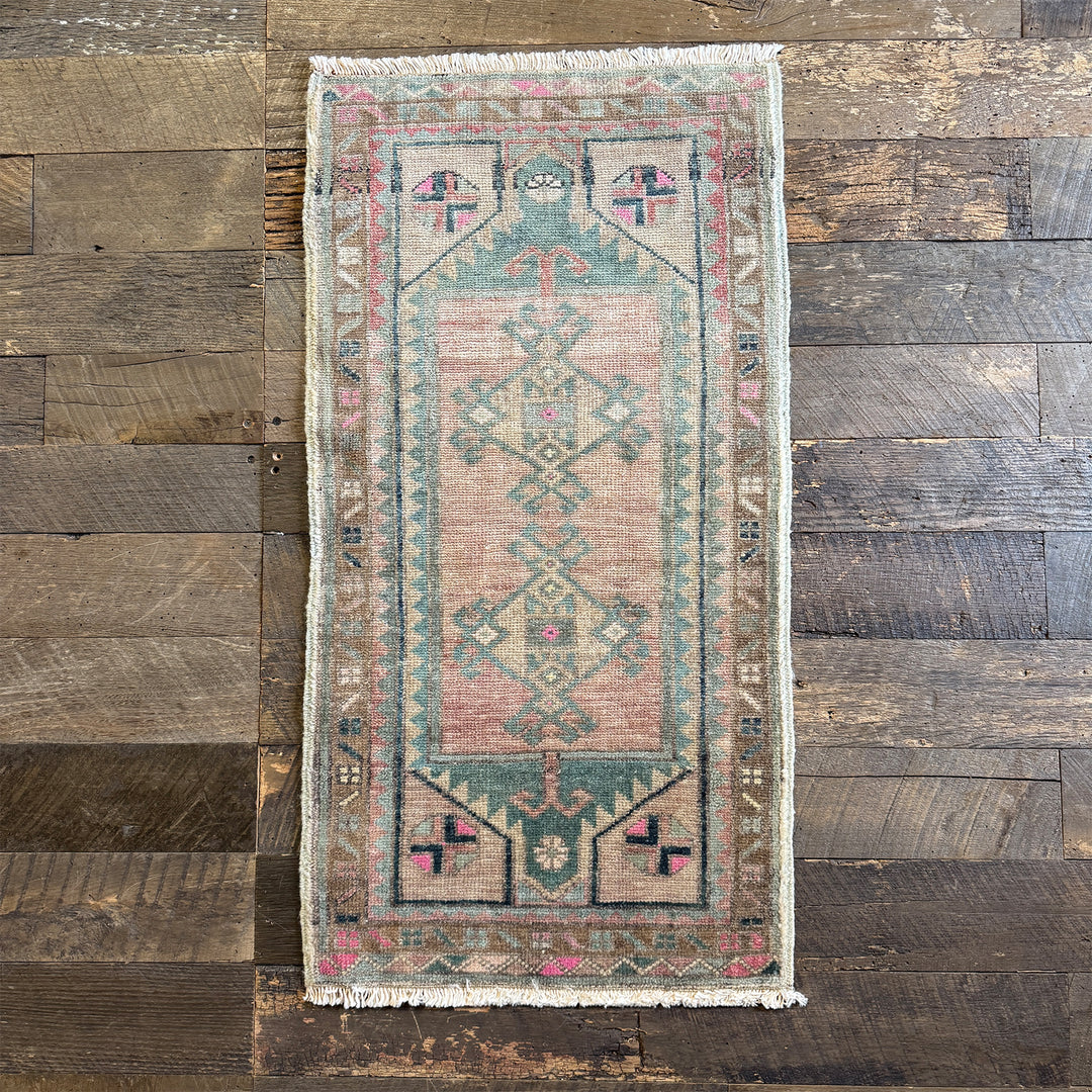 Vintage Rug No. 76
