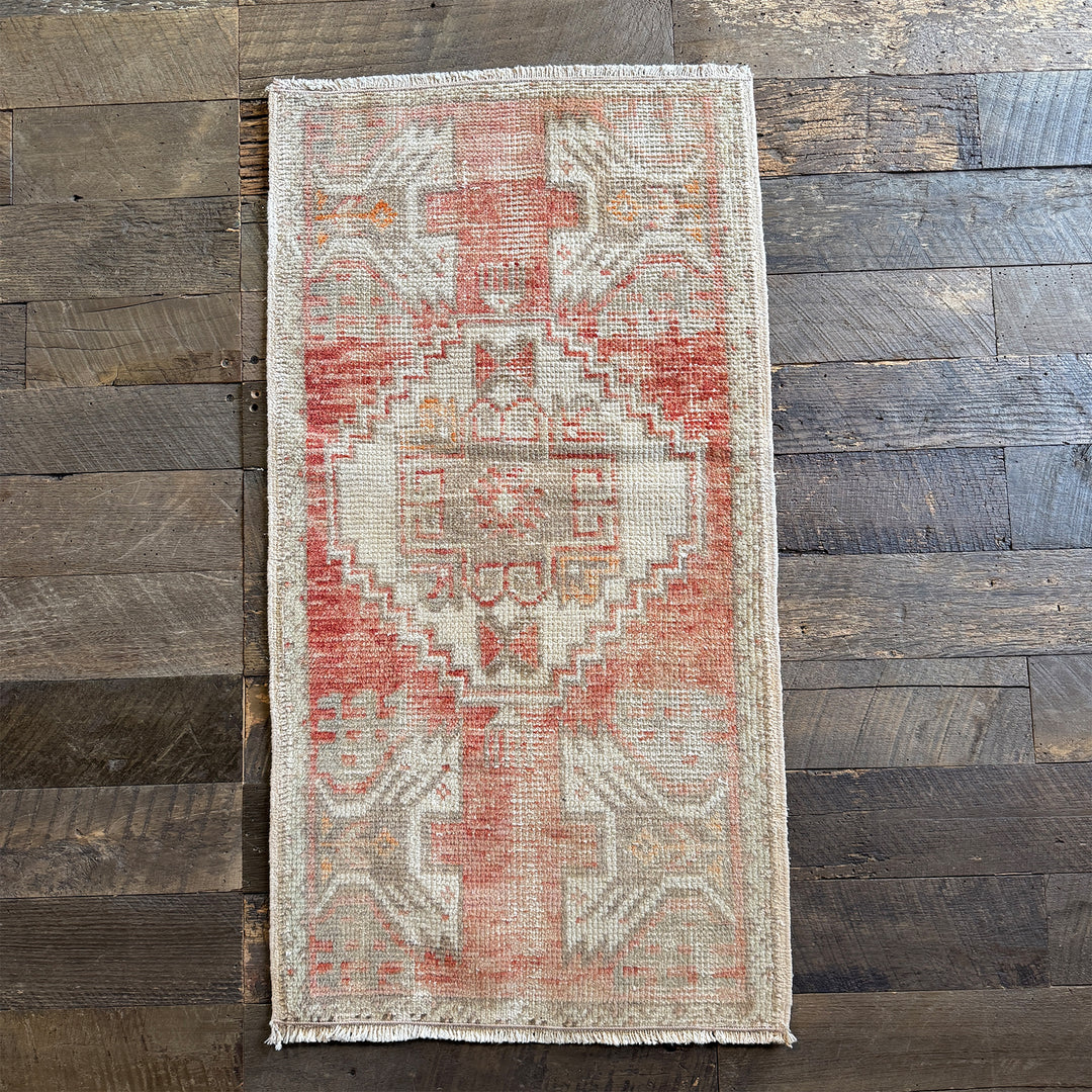 Vintage Rug No. 89