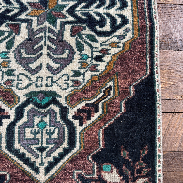 Vintage Rug No. 128