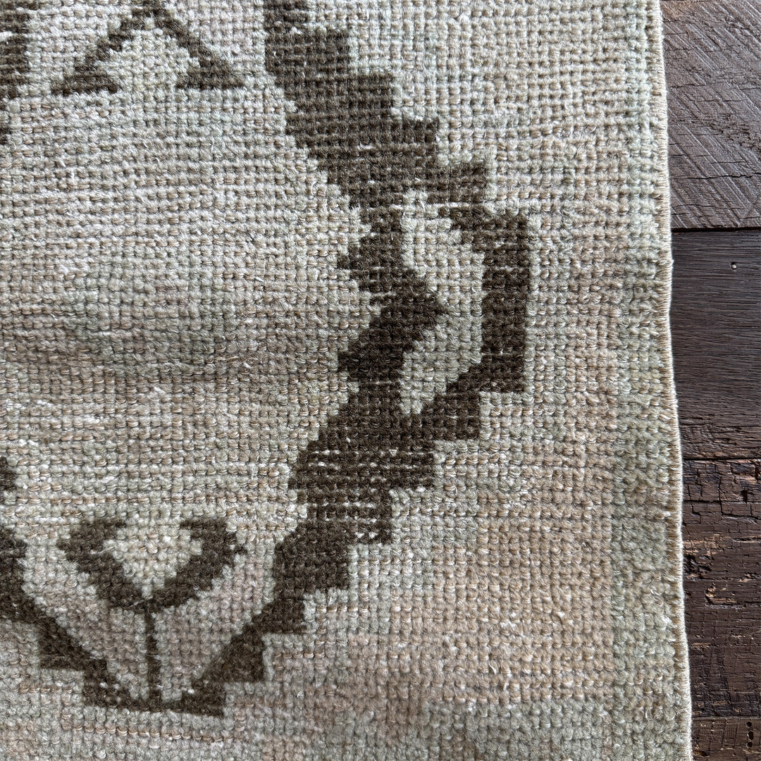 Vintage Rug No. 111