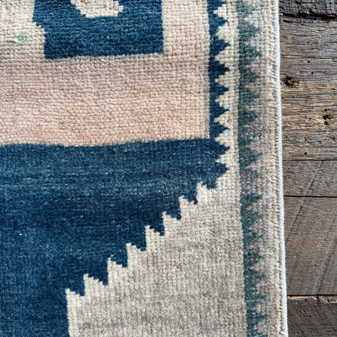 Vintage Rug No. 131