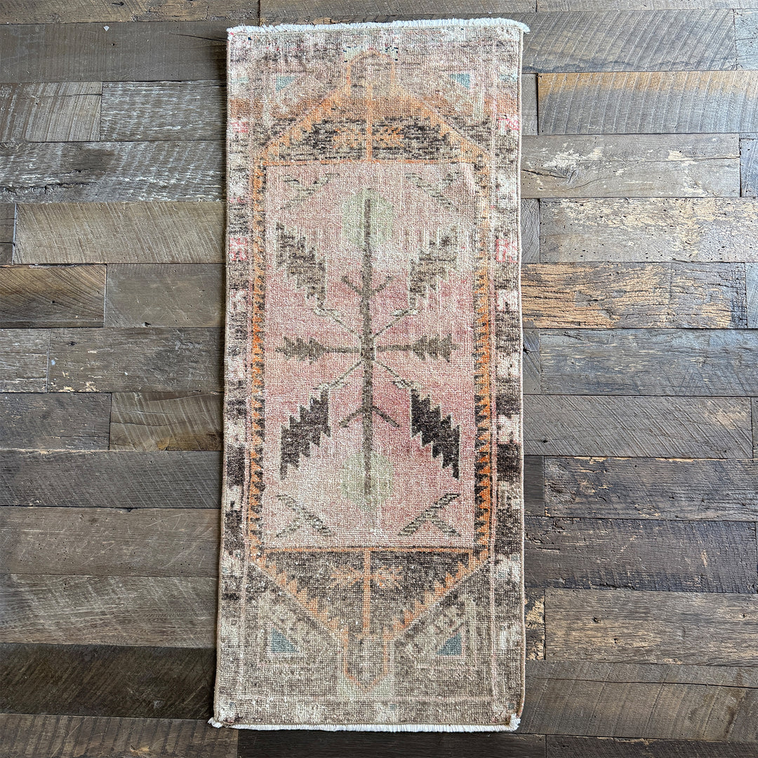 Vintage Rug No. 102