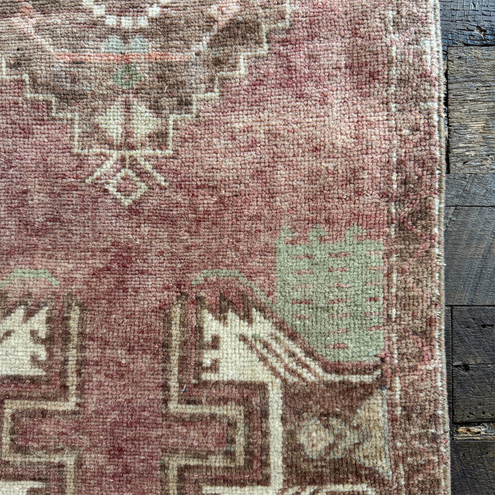 Vintage Rug No. 91