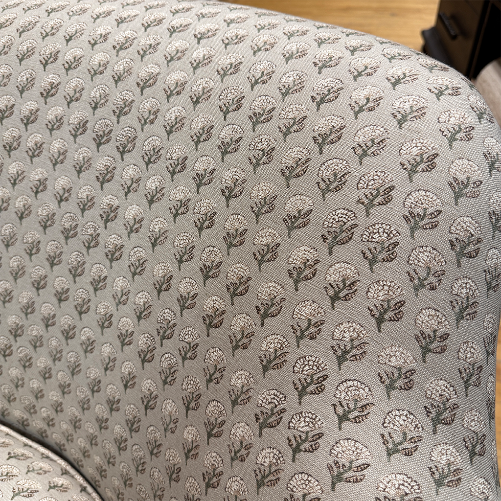 Ava Swivel Chair