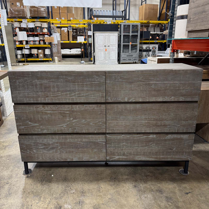 Belson Dresser