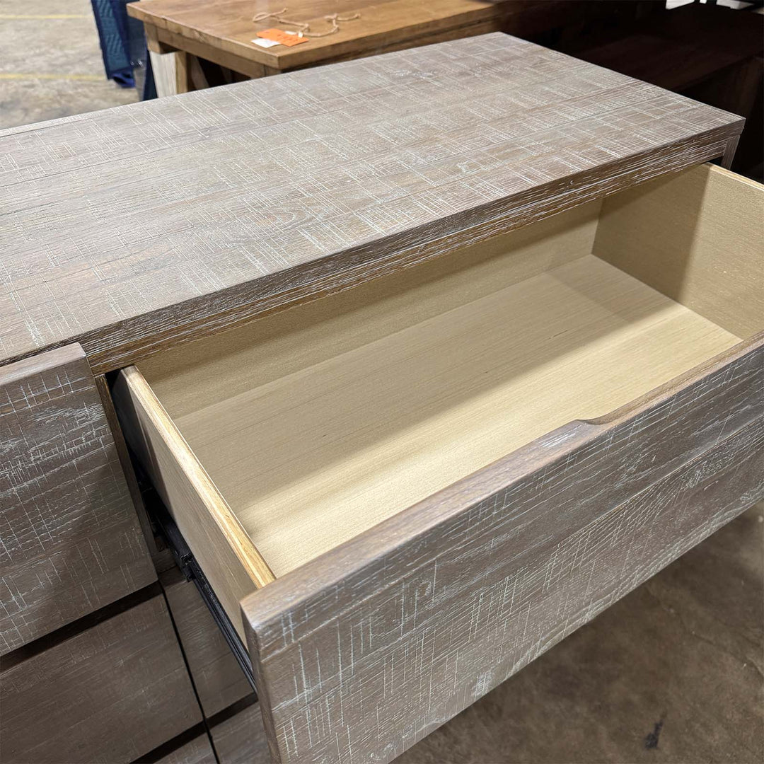 Belson Dresser