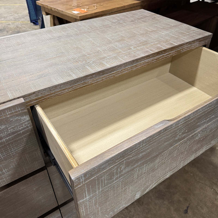 Belson Dresser