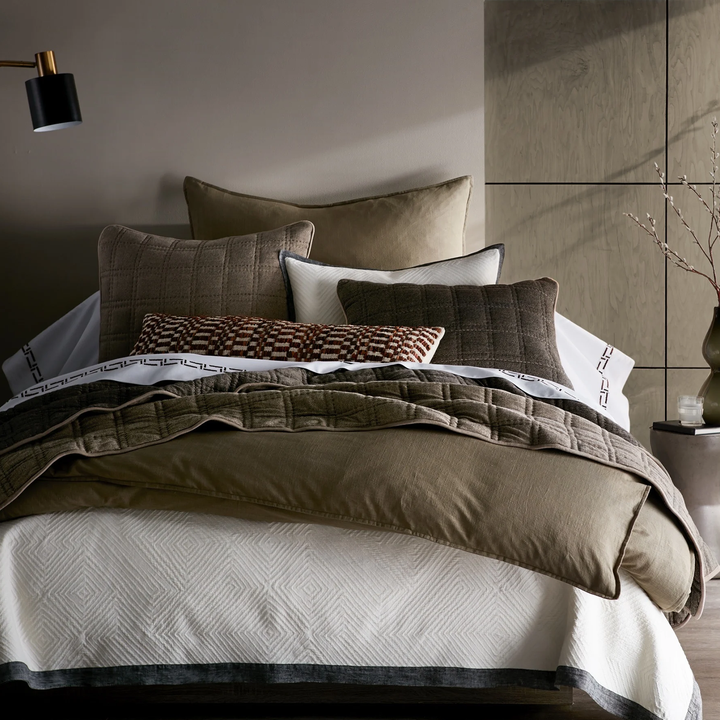 Mateo Coverlet - King
