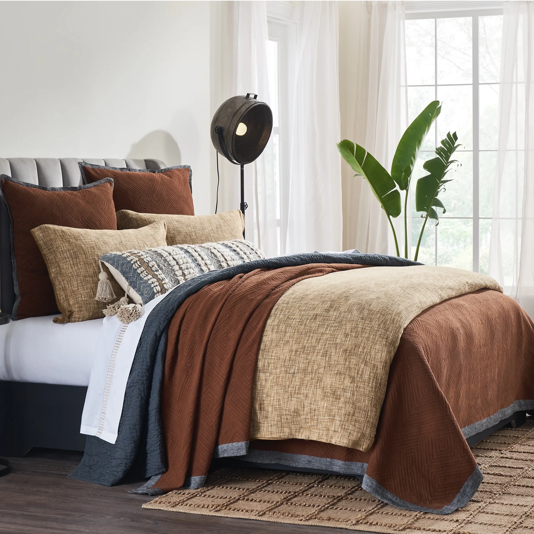 Mateo Coverlet - Twin