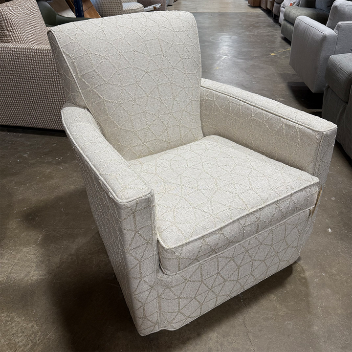Cruz Swivel Glider