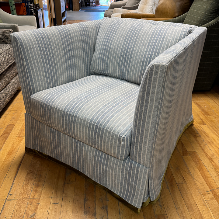 Eliana Swivel Chair