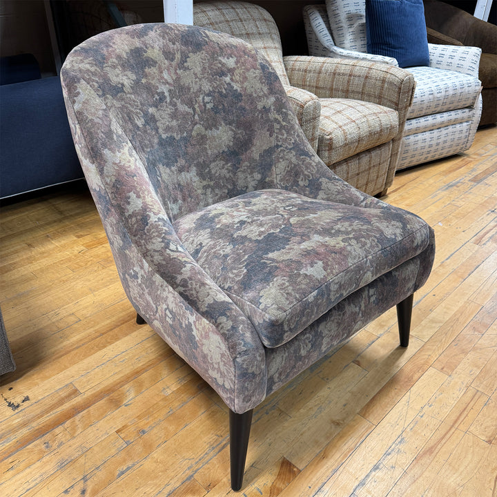 Faye Chair