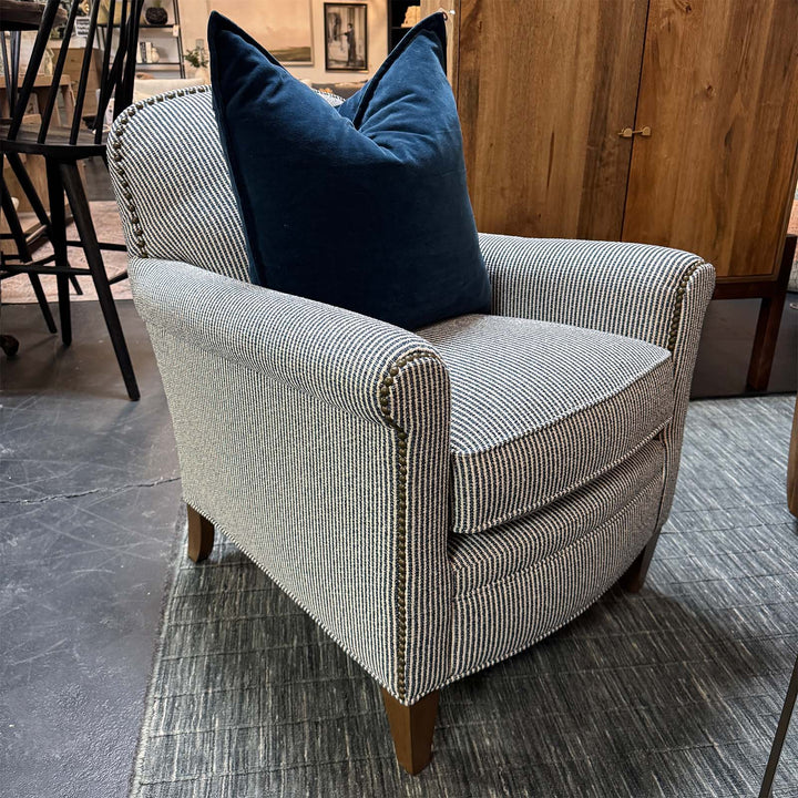 Gus Chair