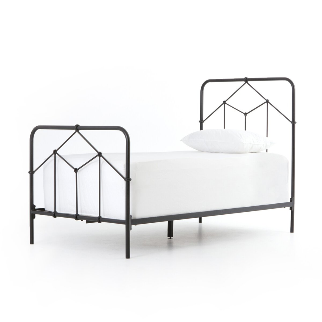Casey Bed