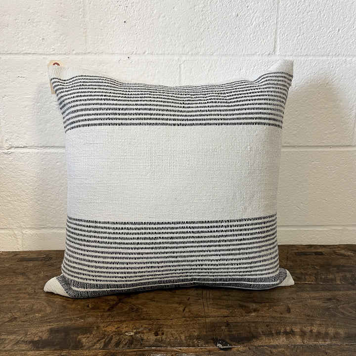 20" x 20" Outdoor Pillow