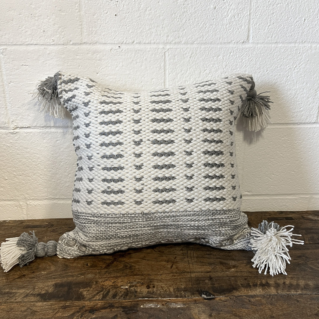 18" x 18" Outdoor Pillow