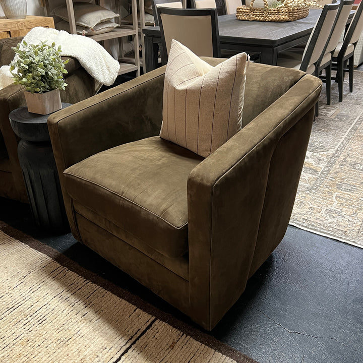 Lorelai Swivel Chair