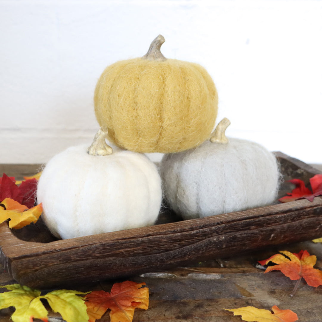 Wool Pumpkin - 4.25"