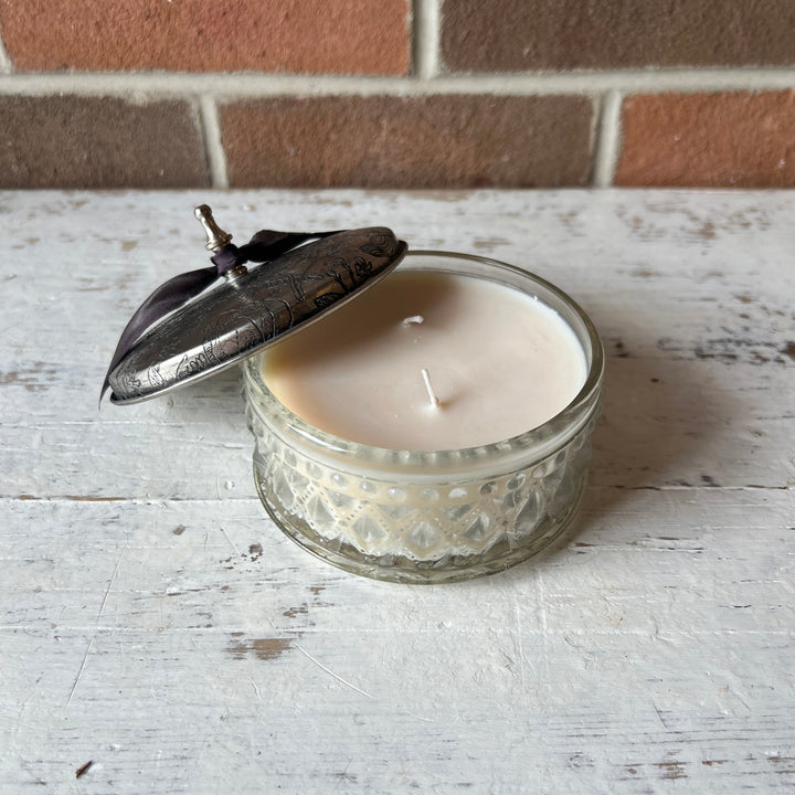Candle Pot - Manor House