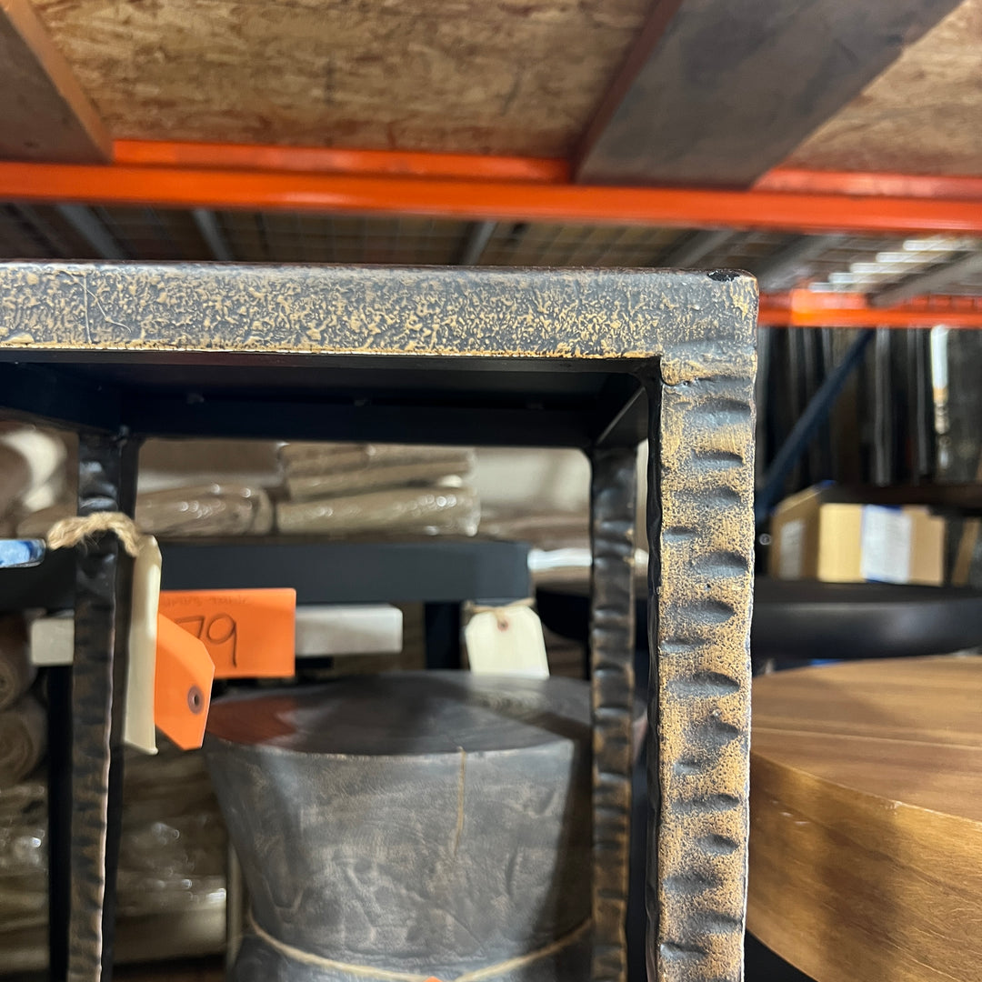 Calvin Martini Table