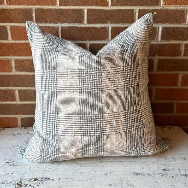 22" x 22" Pillow