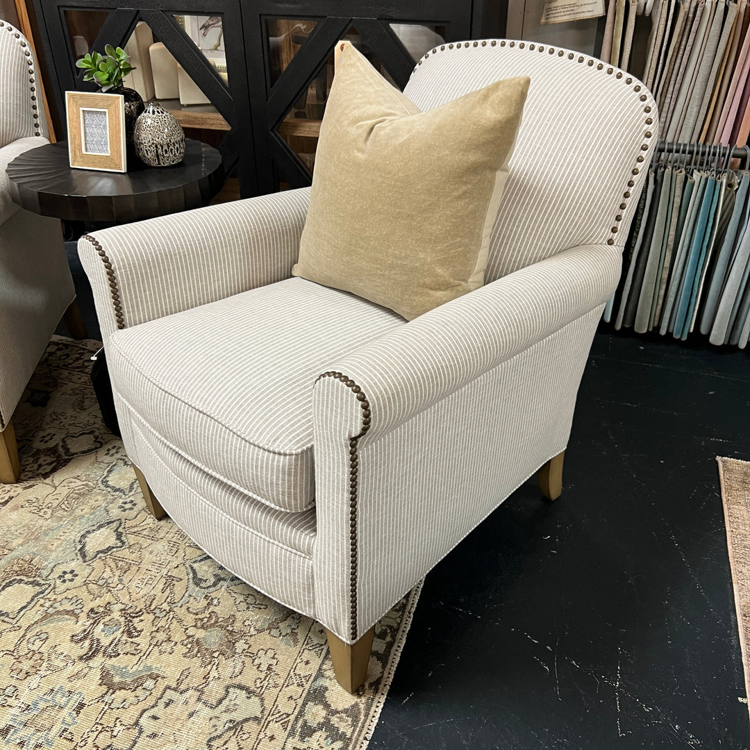 Gus Chair