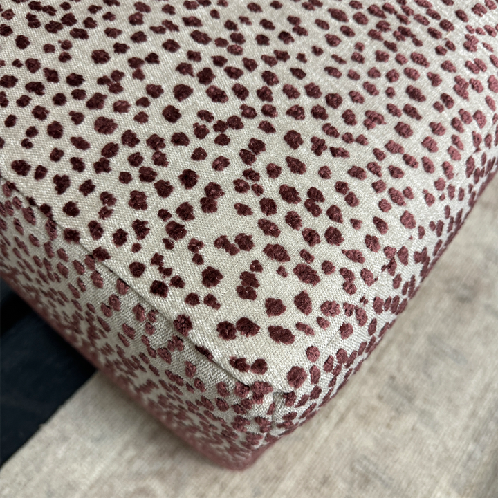 Lola Ottoman