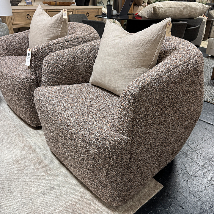 Vero Swivel Chair