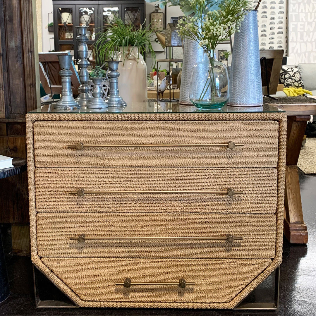 Clovis Chest