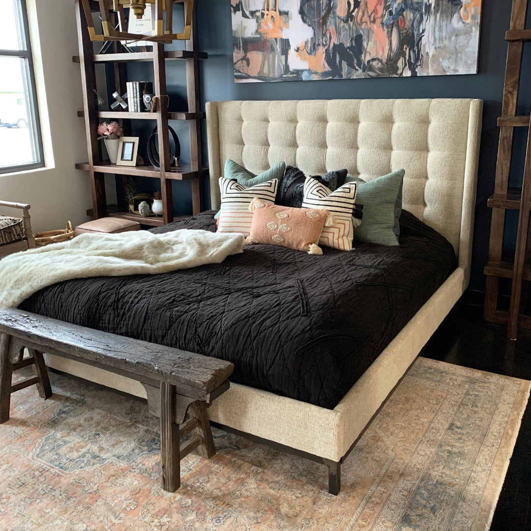 Nichola Bed